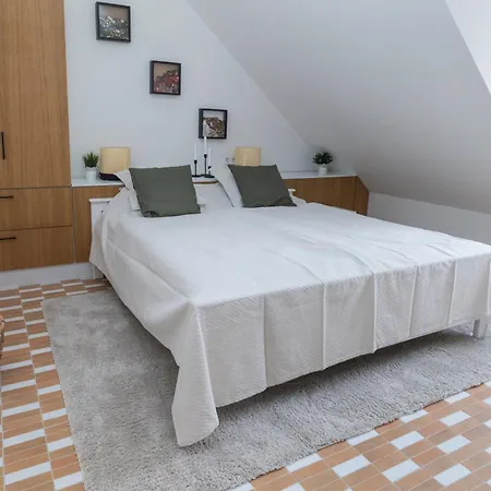 House Апартаменты